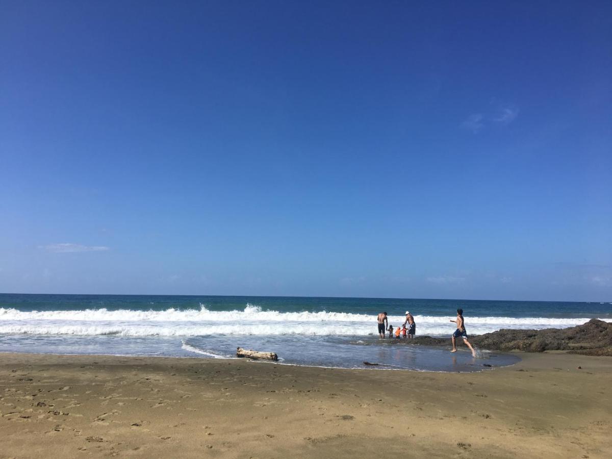 Gigi Brown Villa Frida Beachfront Puerto Viejo de Talamanca Εξωτερικό φωτογραφία