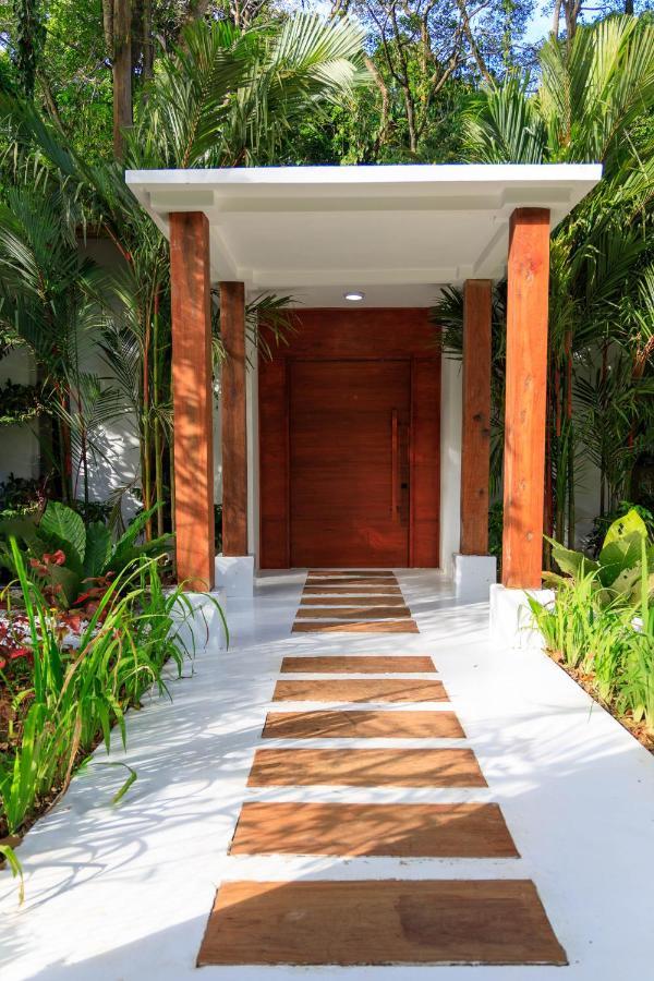 Gigi Brown Villa Frida Beachfront Puerto Viejo de Talamanca Εξωτερικό φωτογραφία